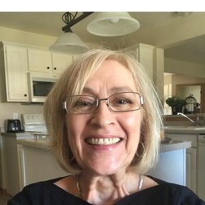 Meet your Posher, Roanne